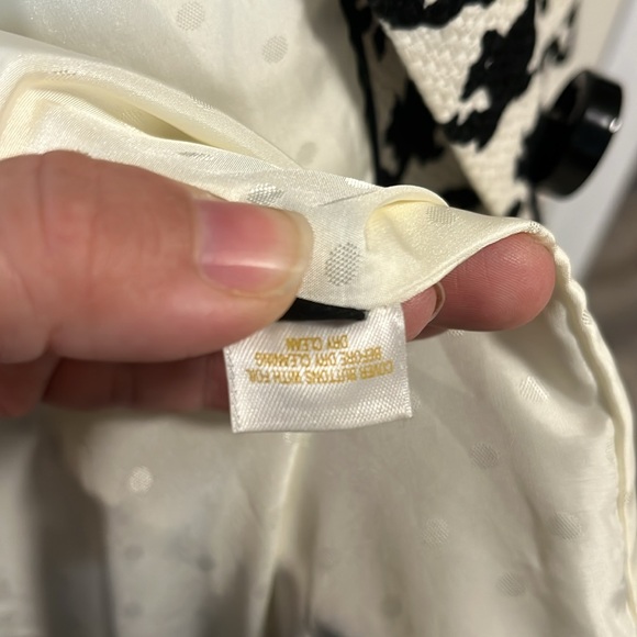 Kate spade hounds tooth tweed jacket.  Ladies size medium - Picture 5 of 6